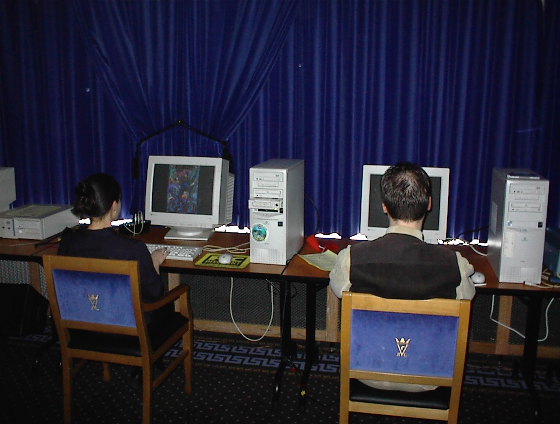 Image 20 of 36  -  176 kB